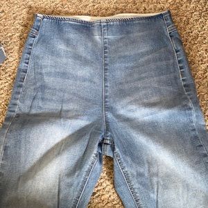 High Waisted Jeans With Elastic Waistband